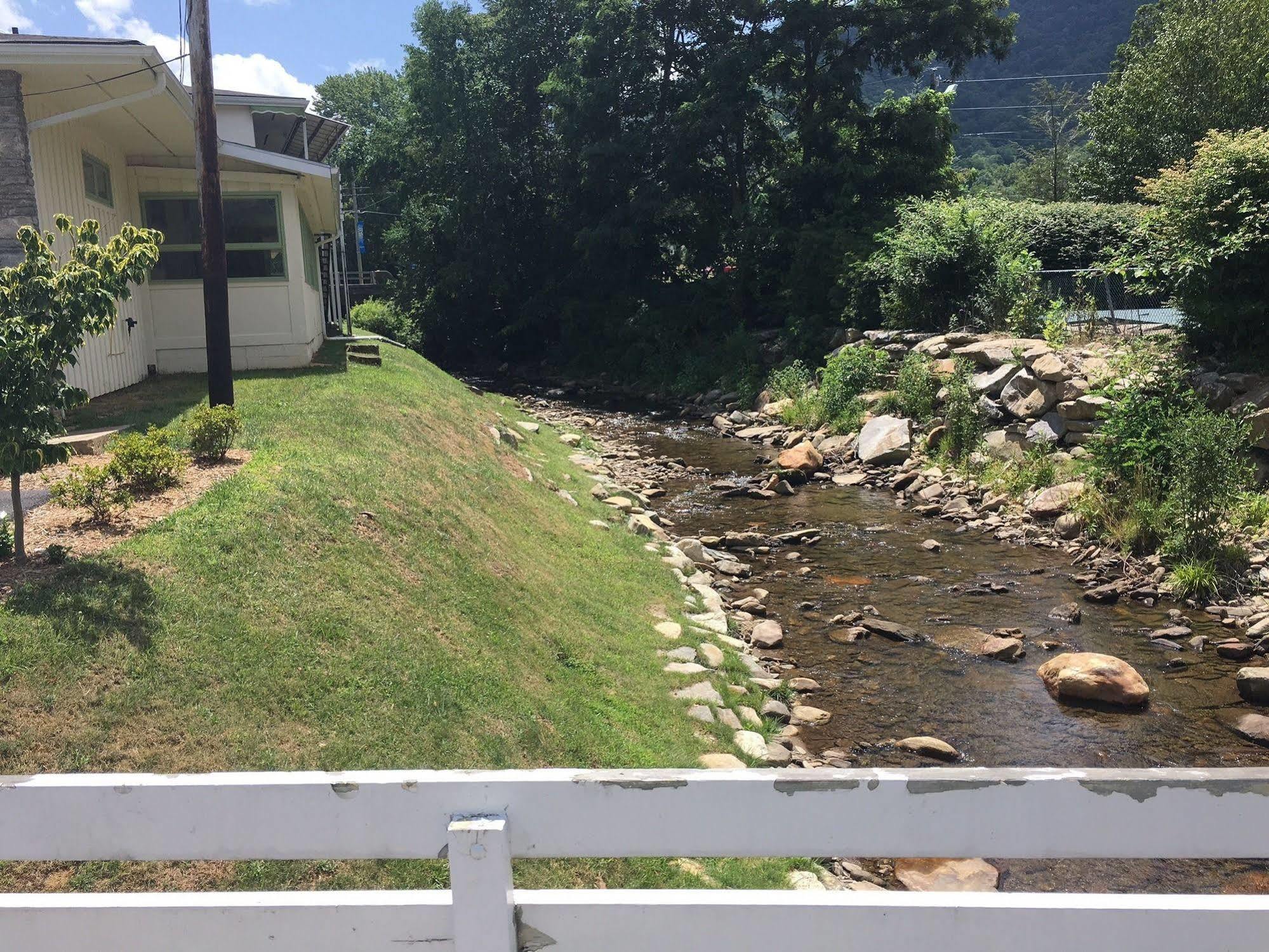 River Point Lodge Maggie Valley Buitenkant foto